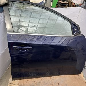 NISSAN PULSAR MK3 2013-2018 DRIVER SIDE RIGHT FRONT DOOR  IN BLUE