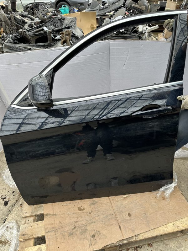 BMW X6 F16 2014-2019 PASSENGER SIDE FRONT DOOR BLACK