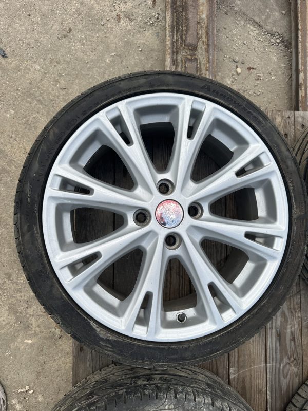Ford Fiesta Mk7 St-line Zetec S Alloy Wheel - Image 4