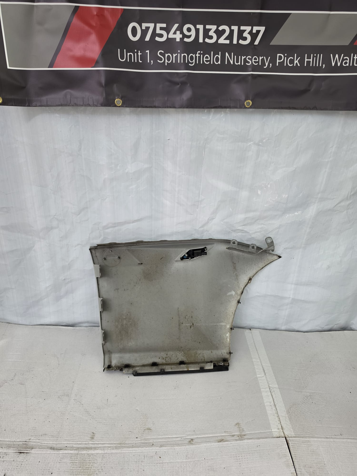 Bmw z4 passenger Side wing 2014 White - Image 2