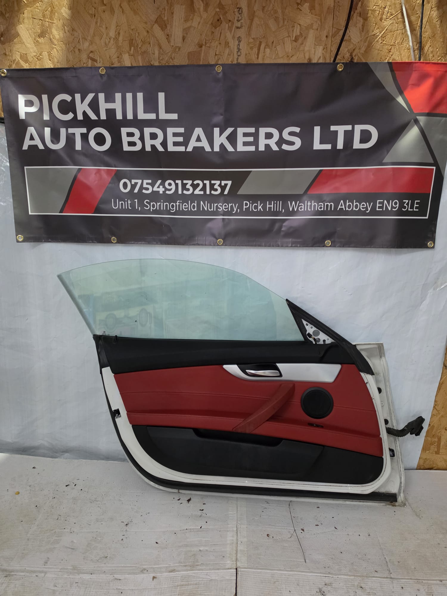 BMW Z4 Passenger Side Door 2014 White - Image 2