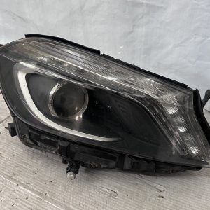 MERCEDES A CLASS W176 PASSENGER LEFT SIDE FRONT HEADLIGHT XENON A1768201961KZ