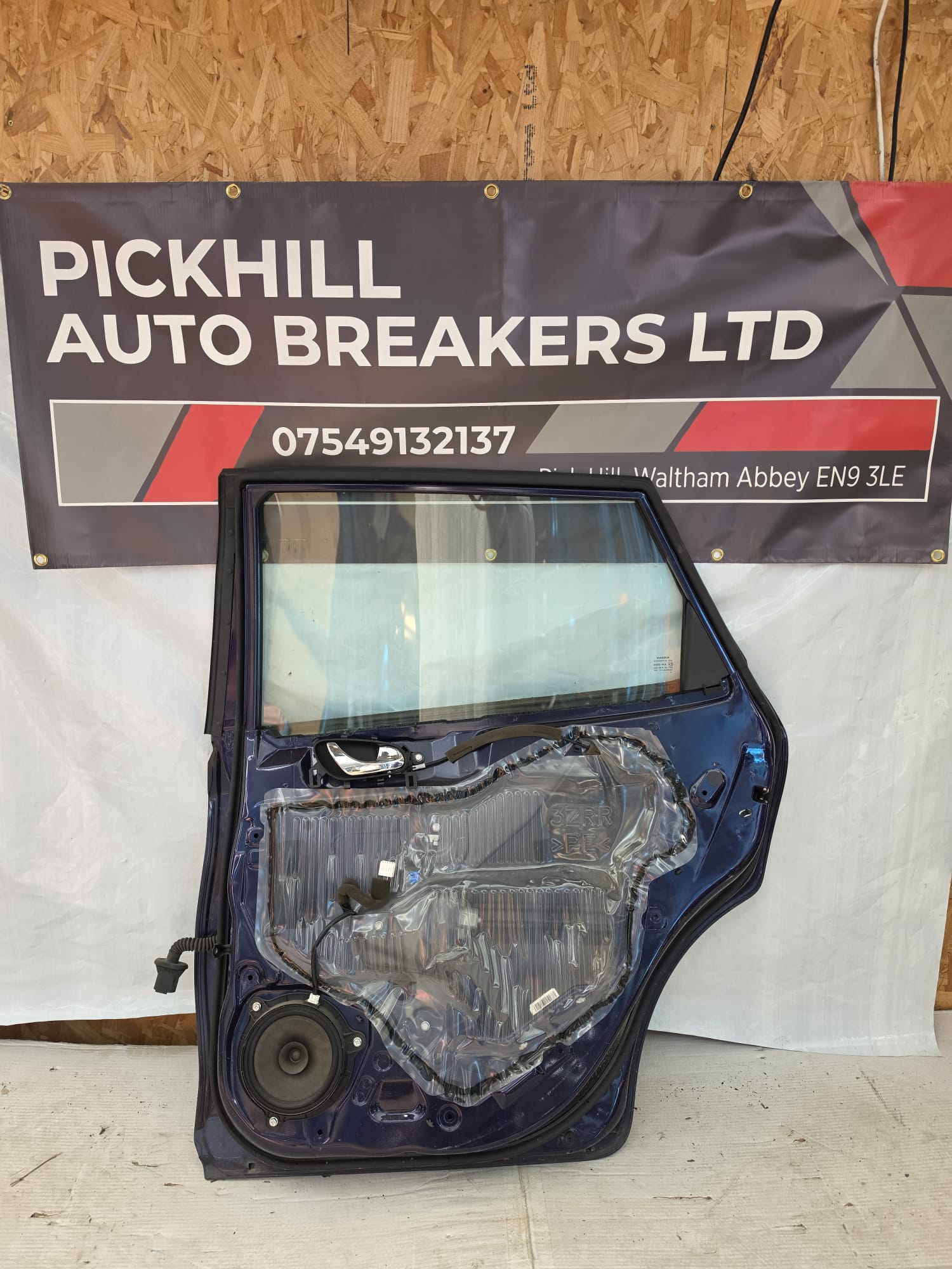 2016 NISSAN PULSAR 5 Door Hatchback Met/Blue Drivers Right Rear Door - Image 3