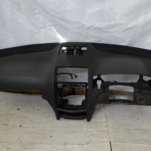 Mercedes c class w204 dashboard 2010