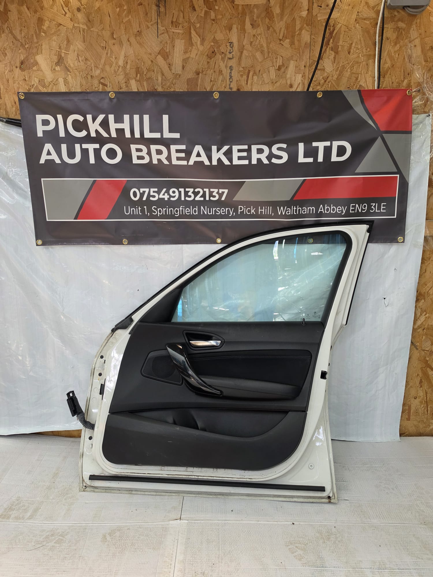 2011-2019 F20 BMW 1 SERIES DRIVER FRONT SIDE WHITE 300 5 DOOR HATCHBACK - Image 2