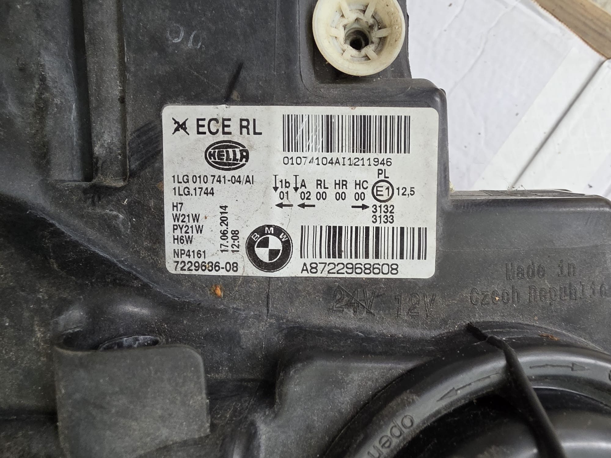 BMW 1 SERIES F20 F21 DRIVER RIGHT SIDE HALOGEN HEADLIGHT 2011-2015 - Image 3