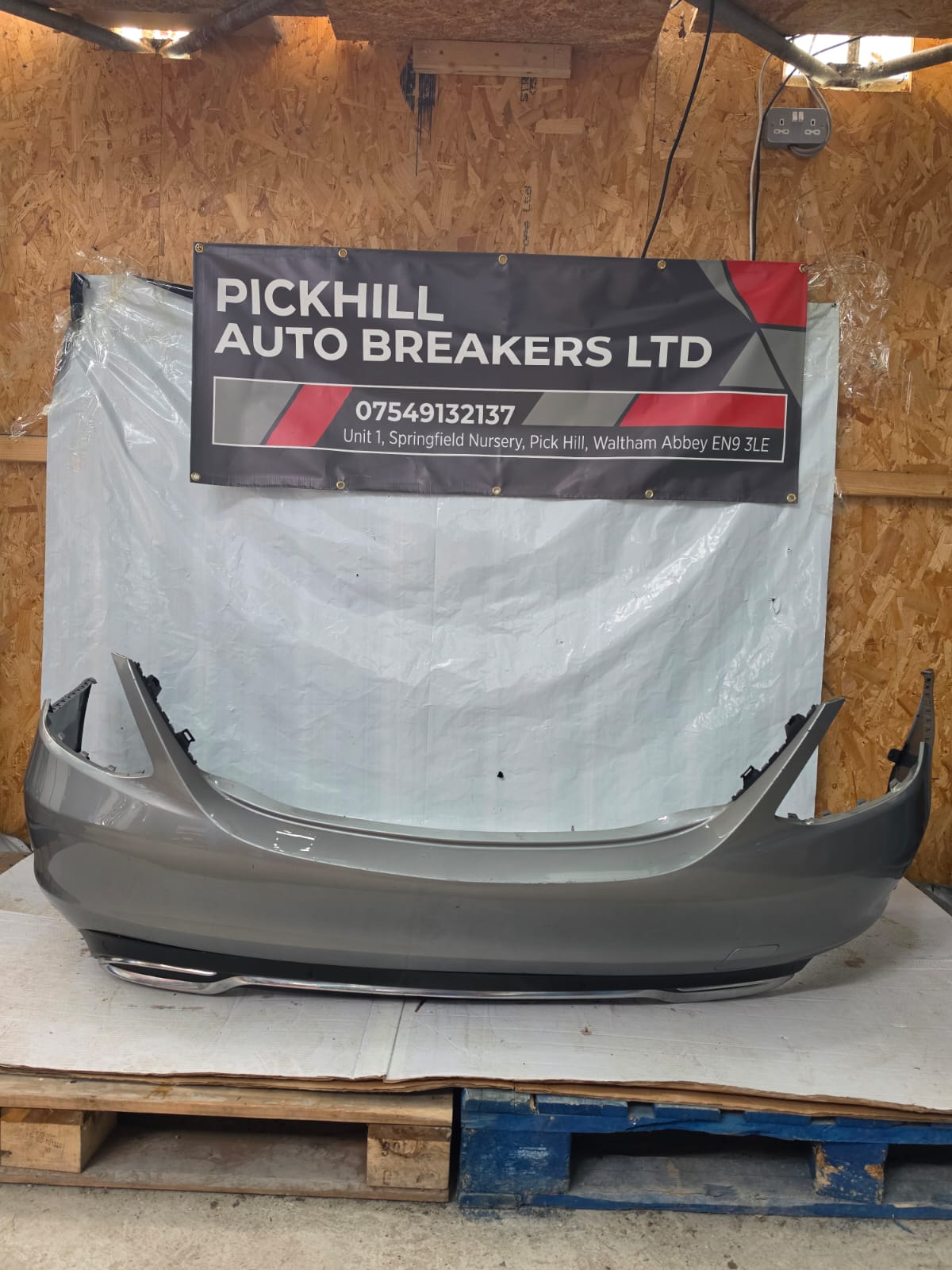 2014-2018 W205 MERCEDES C-CLASS REAR BUMPER Met/Grey 4 DOOR SALOON
