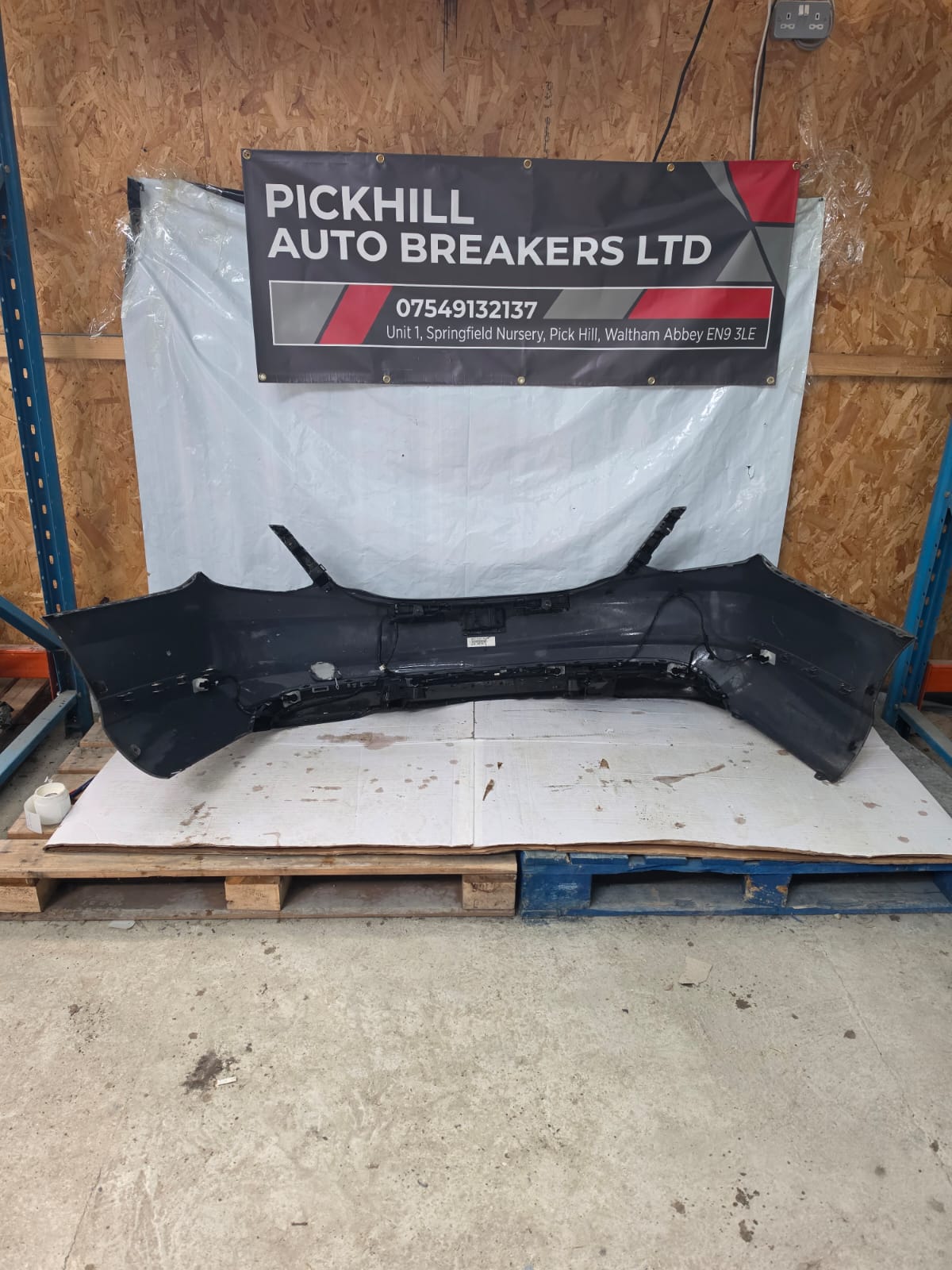 2014-2018 W205 MERCEDES C-CLASS REAR BUMPER Met/Grey 4 DOOR SALOON - Image 2