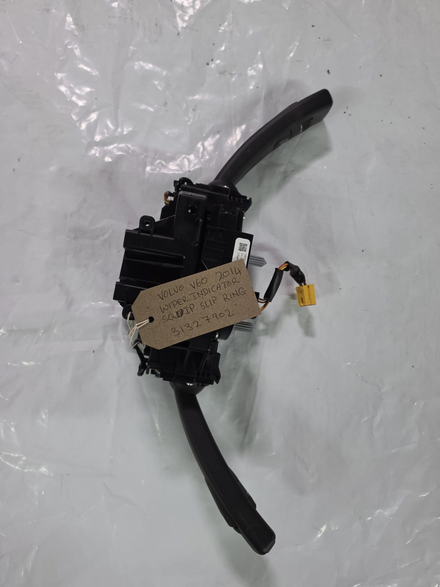 VOLVO V60 2014 WIPER INDICATOR STALK SQUIB SLIP RING 31327902 - Image 4