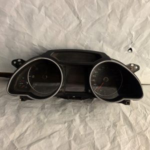 Audi a5 2016 cluster speedometer clock diesel 2.0l