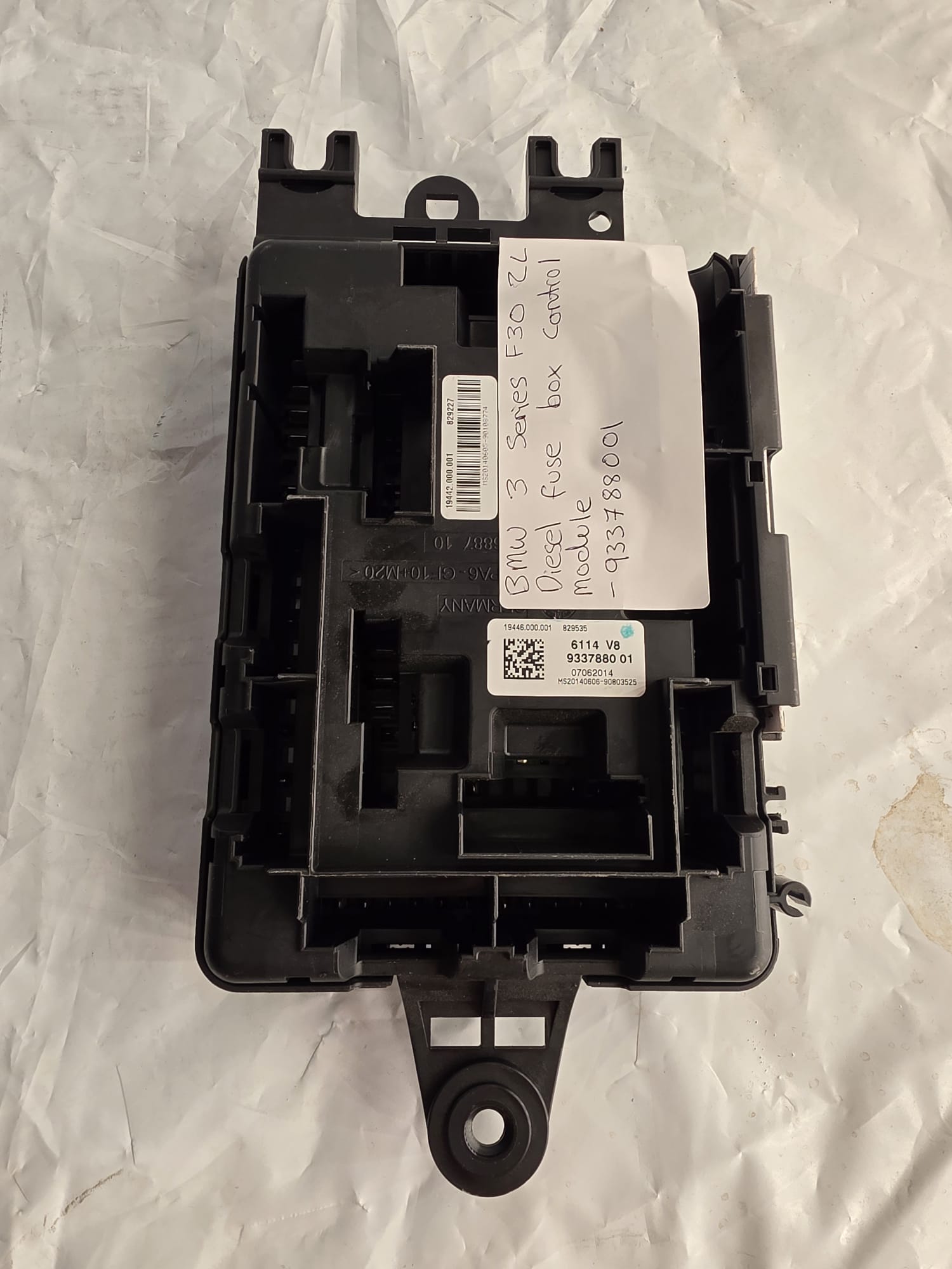 BMW 3 SERIES Fuse Box 933788001 - Image 3