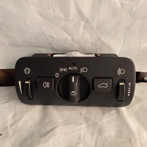 VOLVO V40 2012-2019 AUTO HEADLIGHT & BOOT SWITCH CONTROL PANEL 30739425