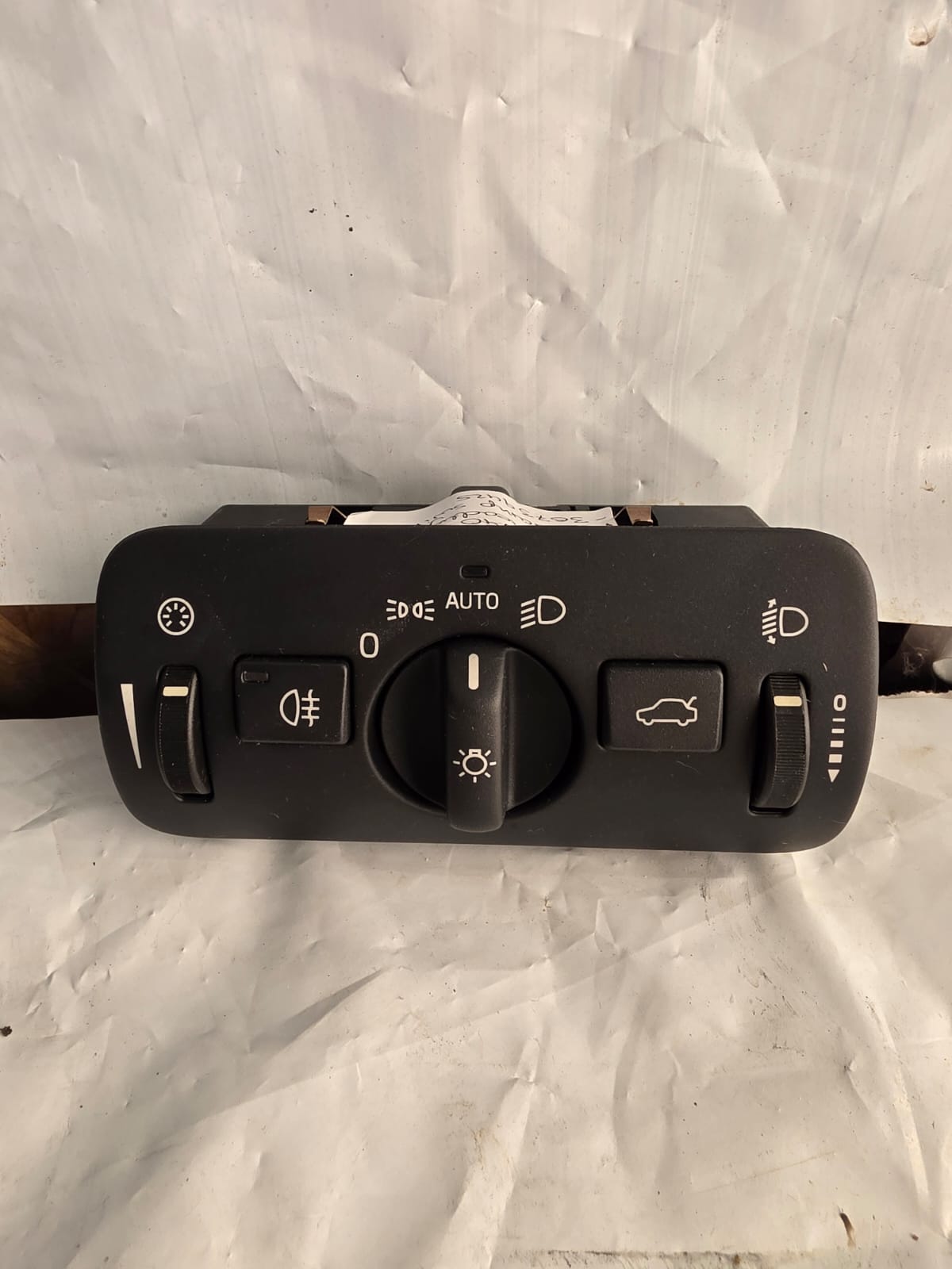 VOLVO V40 2012-2019 AUTO HEADLIGHT & BOOT SWITCH CONTROL PANEL 30739425