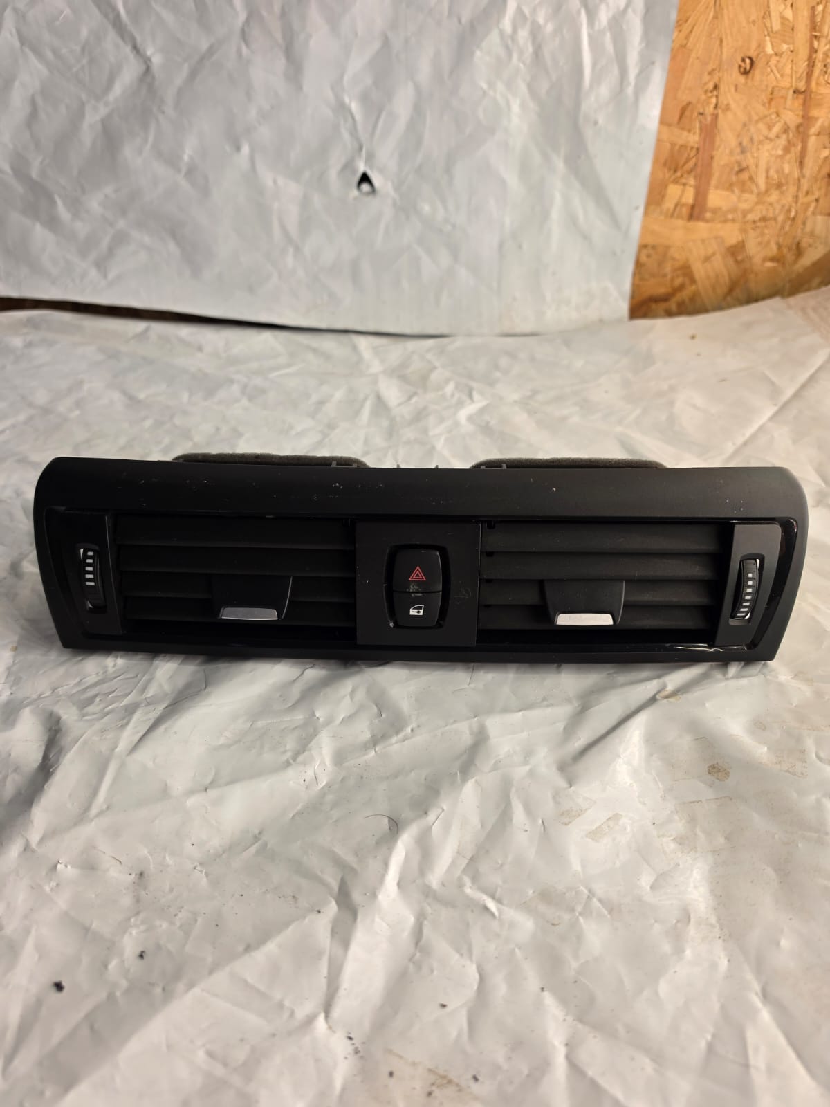 BMW 1 Series F20 F21 Dashboard Centre Middle Heater Air Vents 507891