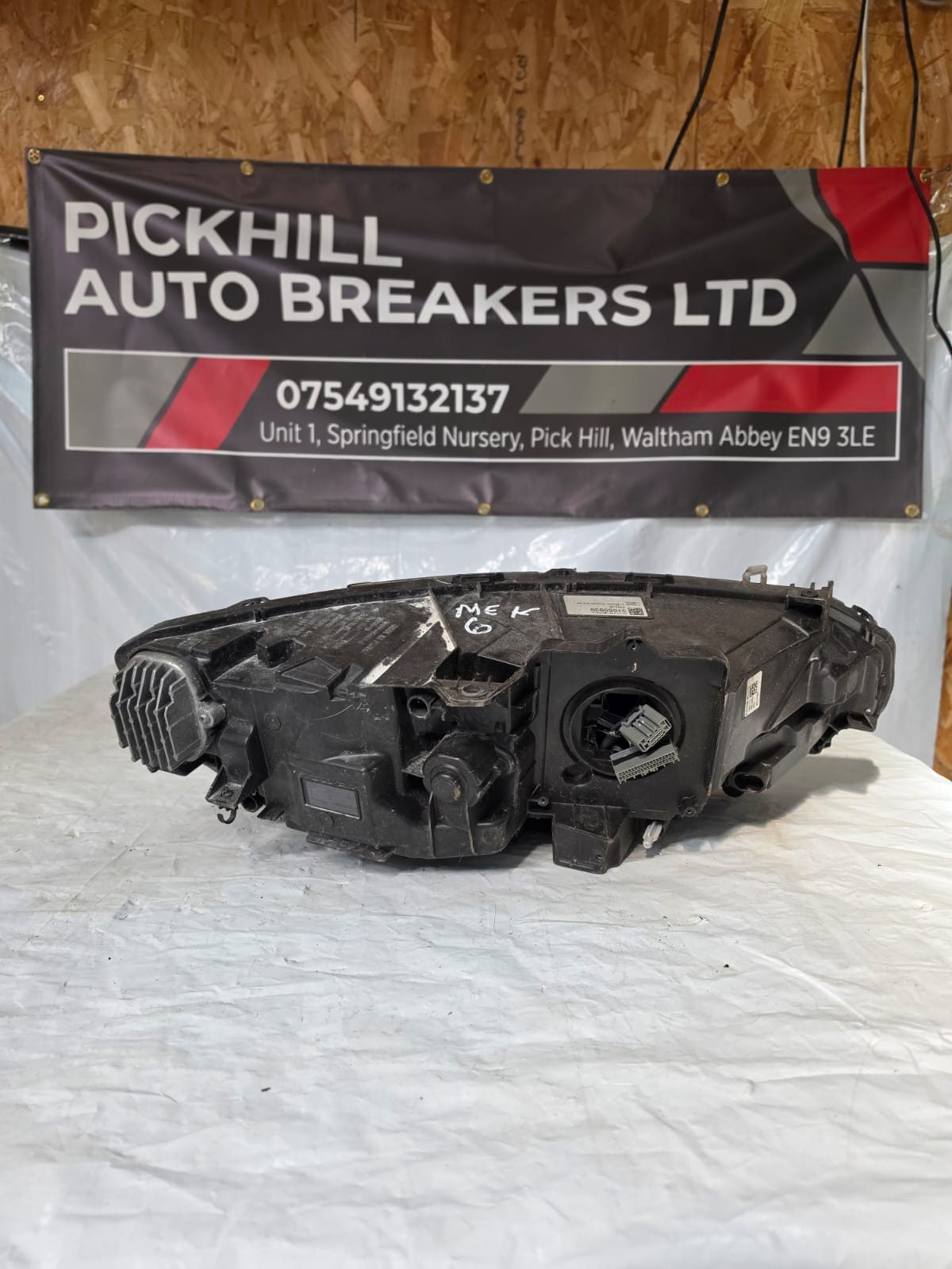 VOLVO SV90 2021 LED PASSENGER SIDE HEADLIGHT 31655939 - Image 2