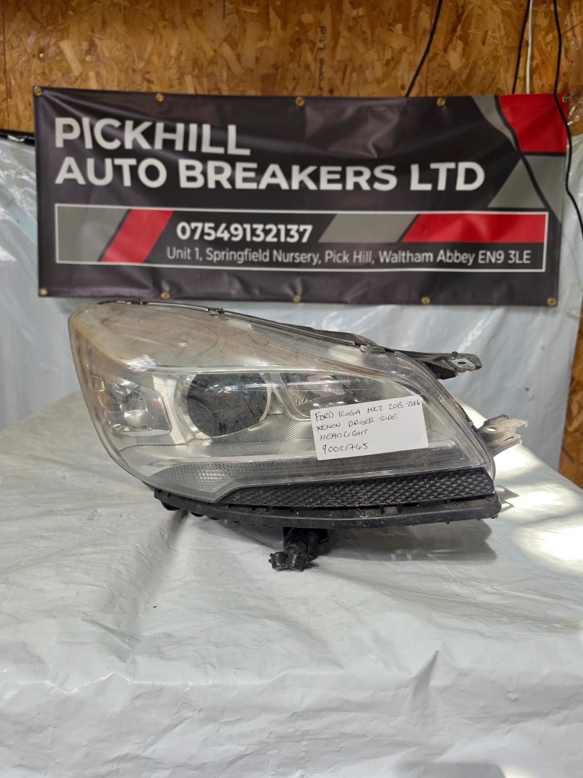 FORD KUGA MK2 2013-2016 XENON DRIVER SIDE HEADLIGHT 90021745