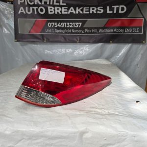 HYUNDAI IX35 DRIVER SIDE OUTER REAR LIGHT 92402240