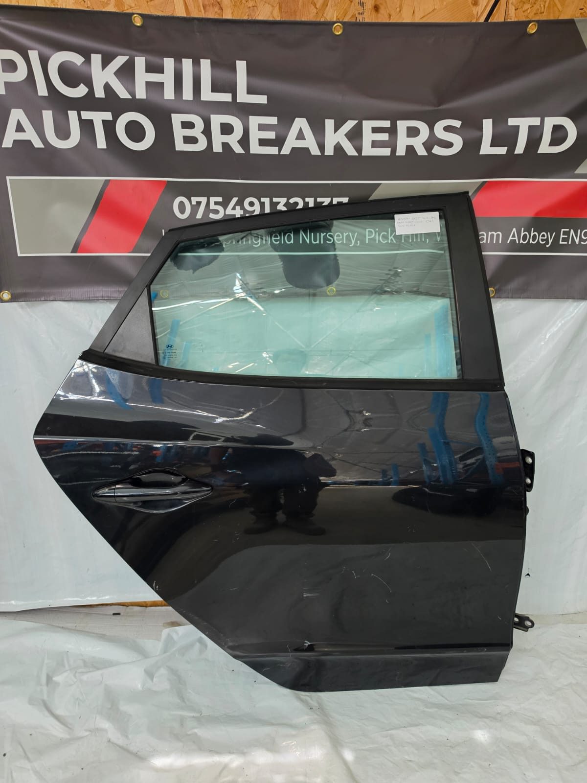 HYUNDAI IX35 2010-2016 REAR RIGHT DOOR 5DRS SUV BLACK