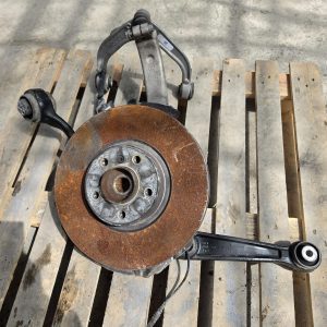 BMW X5 F15 WHEEL HUB AND ARMS WISHBONE FRONT PASSENGER SIDE 2014-2018 6869869
