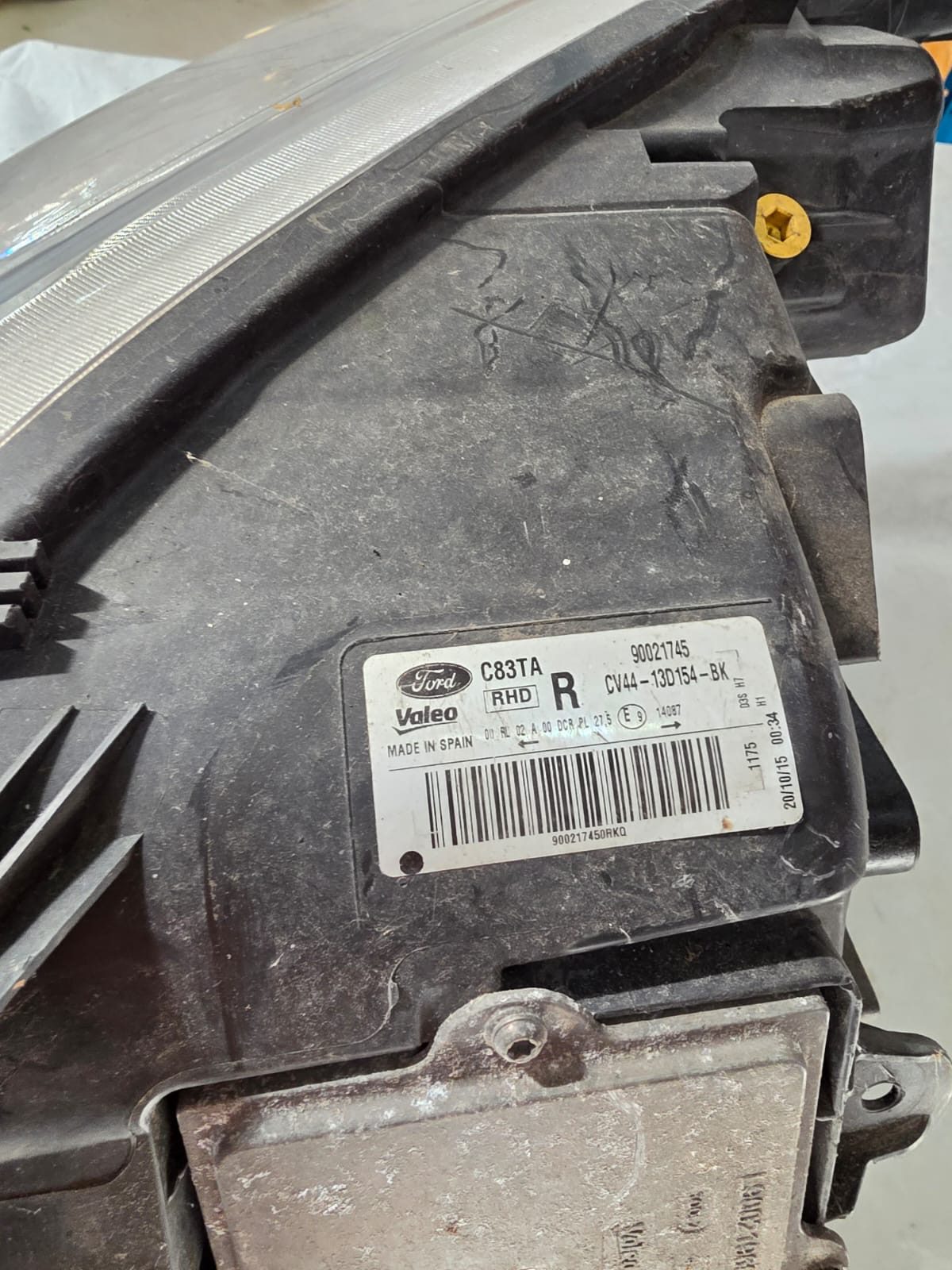 FORD KUGA MK2 2013-2016 XENON DRIVER SIDE HEADLIGHT 90021745 - Image 4