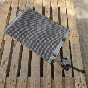 BMW X5 3.0L DIESEL RADIATOR 2018 7807624