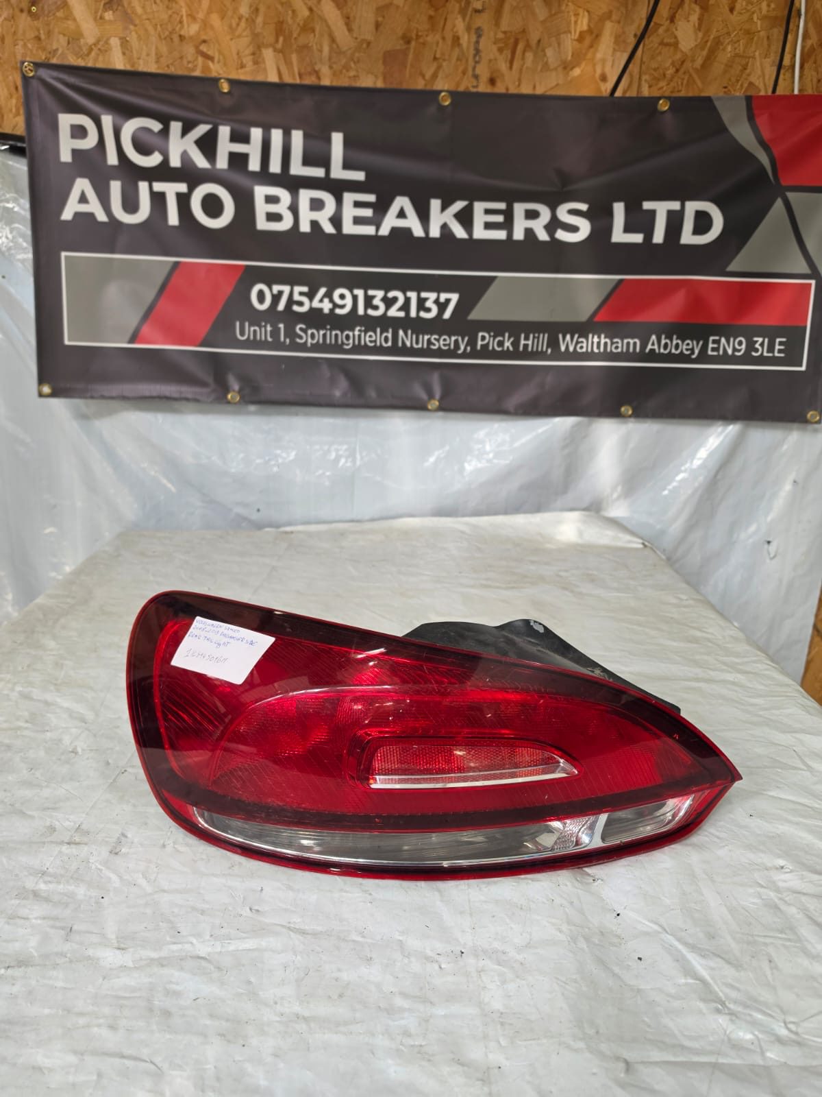 VOLKSWAGEN SCIROCCO 2008-2013 PASSENGER SIDE REAR TAIL LIGHT 1K8945096M
