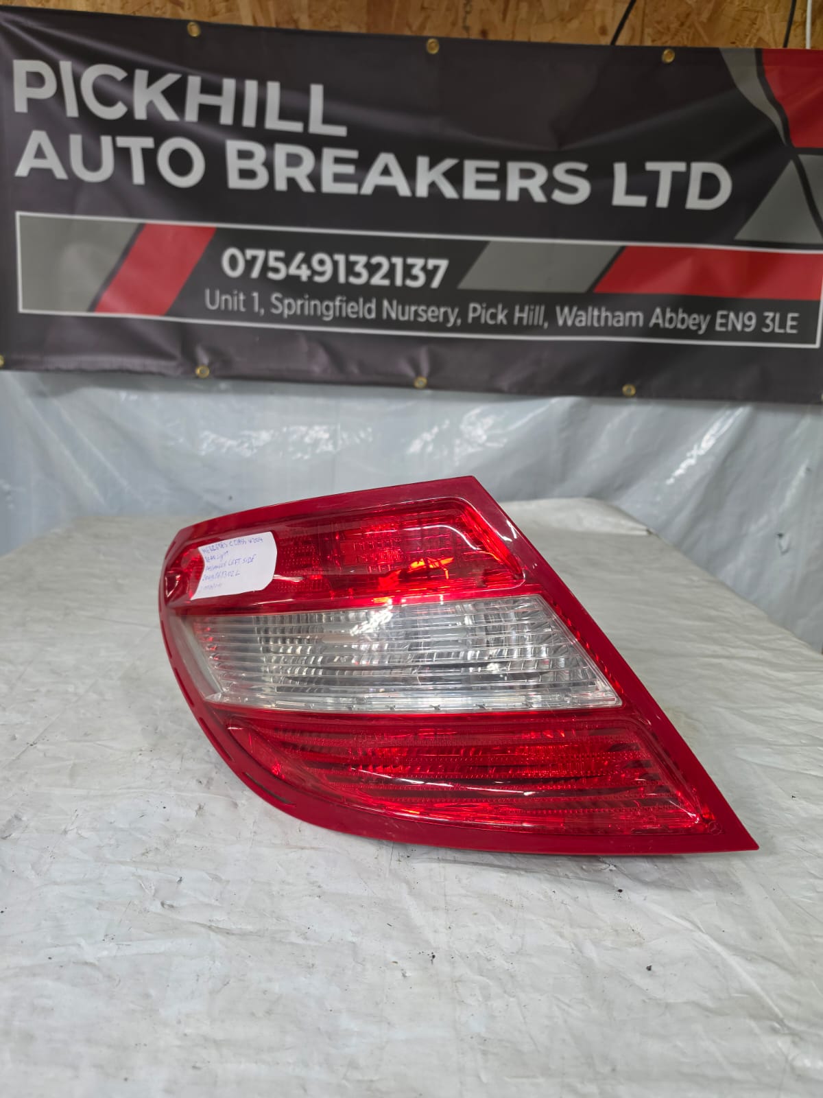 MERCEDES C CLASS W204 2007-2011 REAR LIGHT PASSENGER LEFT SIDE 2049068302L