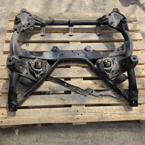 BMW 1 SERIES F20 F21 1.6 PETROL 2013 SUBFRAME AND ENGINE MOUNT