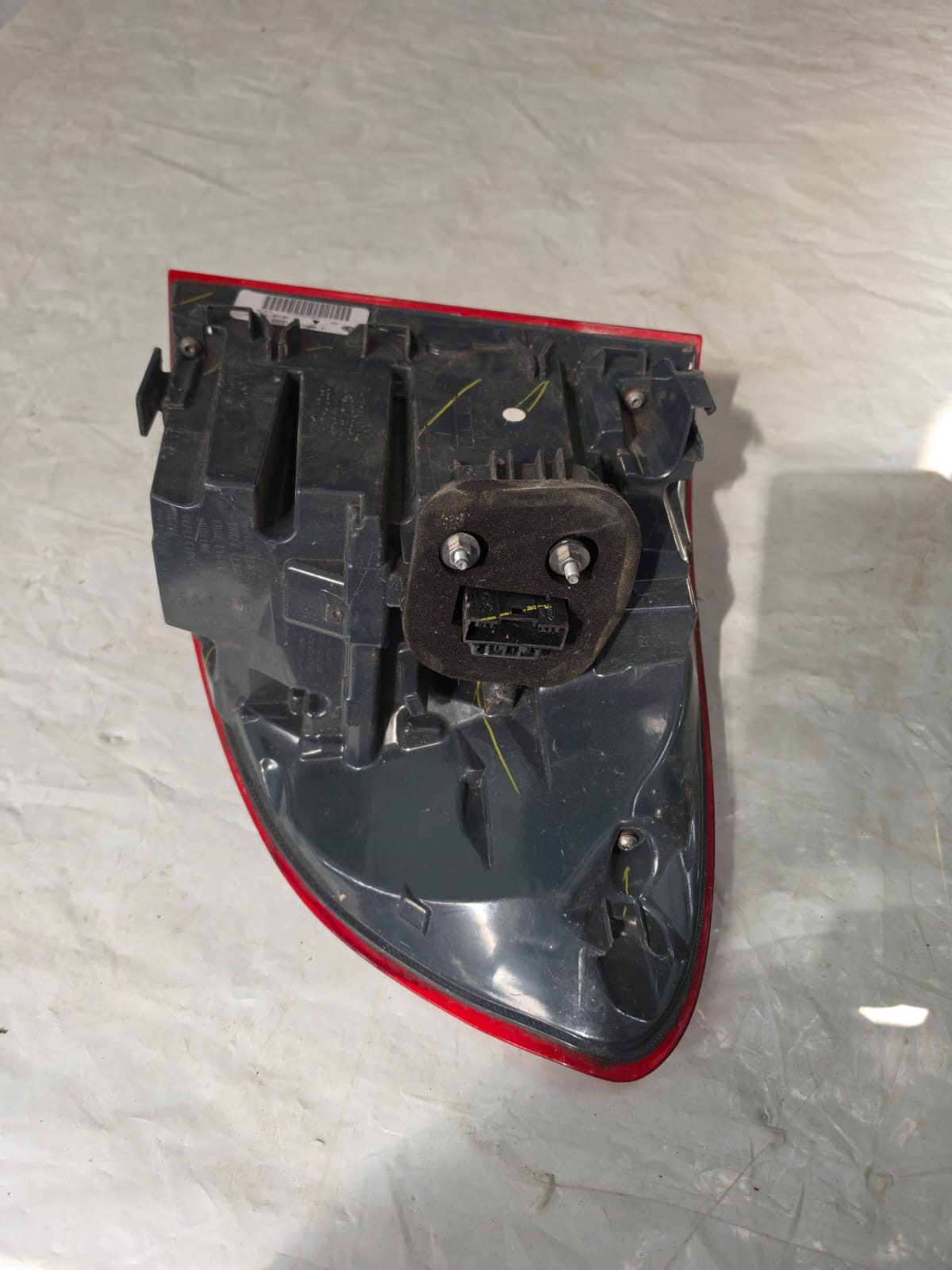 BMW X5 F15 2013-2018 REAR TAIL LIGHT ON TAILGATE LEFT SIDE 7470885 - Image 2