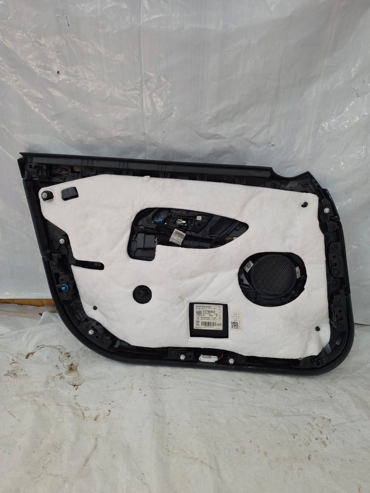 BMW 3 SERIES G20 DRIVER SIDE FRONT DOOR CARD 2019-2024 - Image 2
