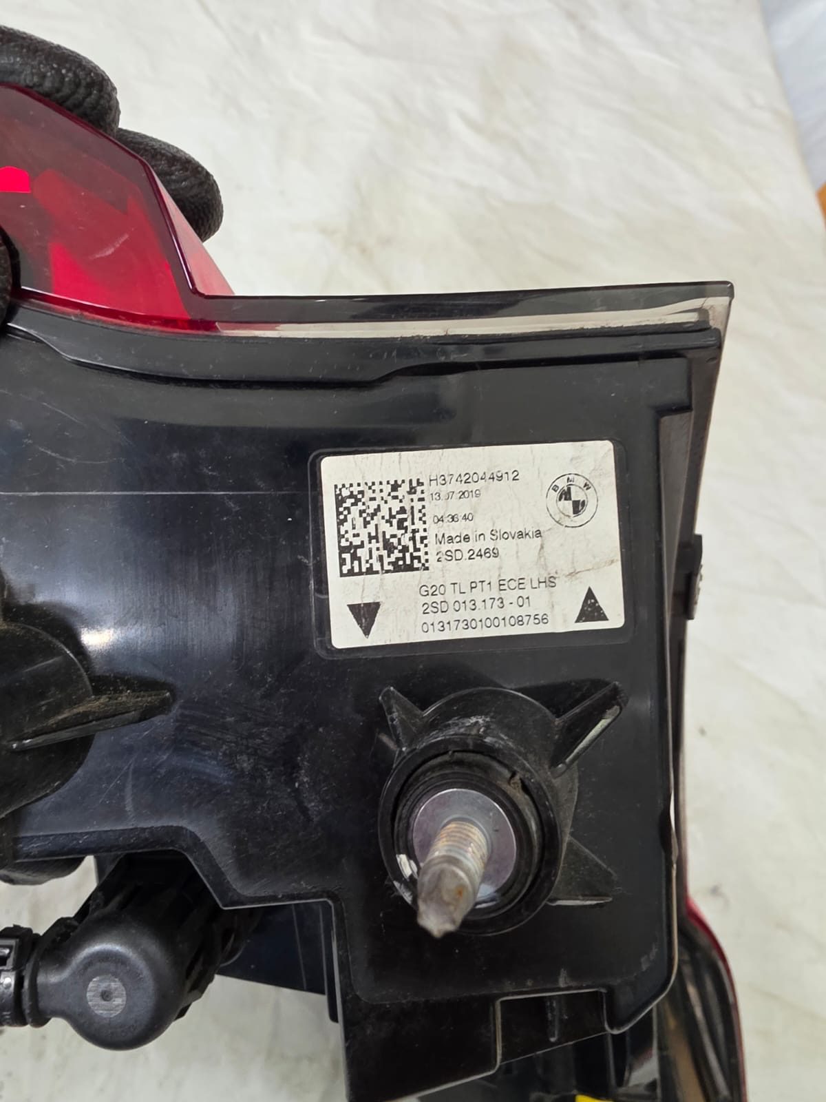 BMW 3 SERIES G20 G21 2019-2023 REAR OUTER TAIL LIGHT LEFT SIDE H3742044912 - Image 3
