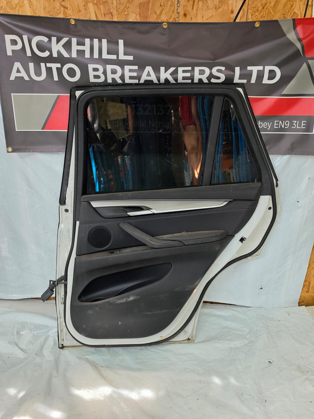 *BMW X5 RIGHT SIDE REAR DOOR F15 2016 WHITE - Image 2