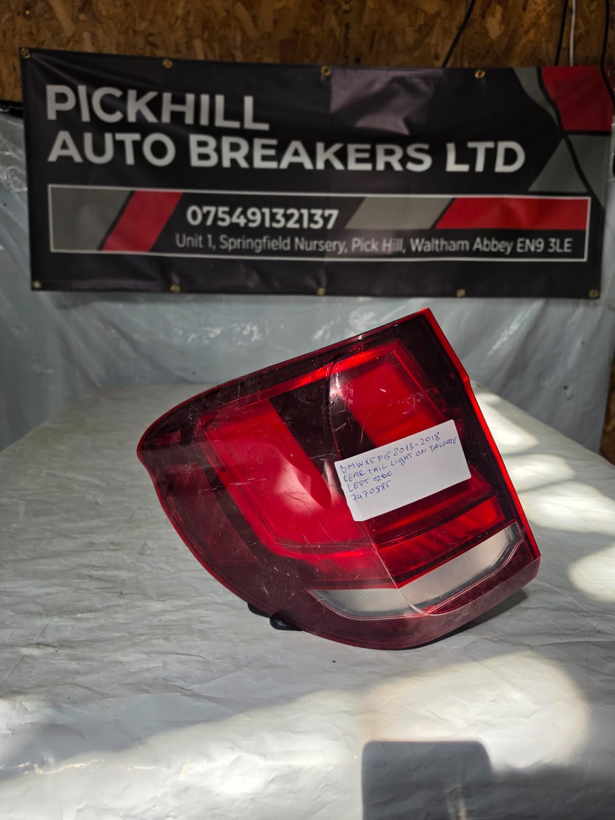 BMW X5 F15 2013-2018 REAR TAIL LIGHT ON TAILGATE LEFT SIDE 7470885
