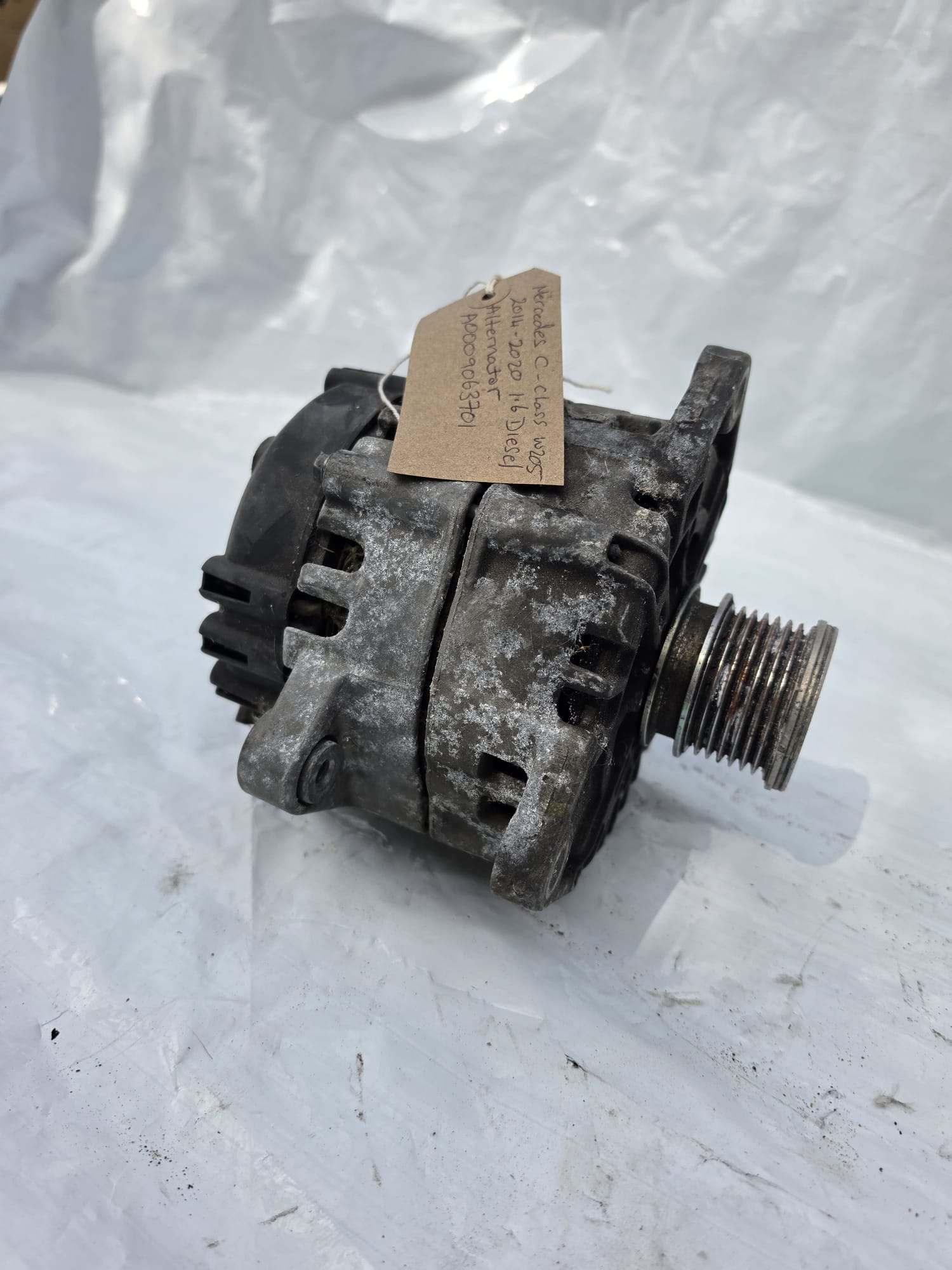MERCEDES C CLASS W205 2014-2020 1.6 DIESEL ALTERNATOR A0009063701