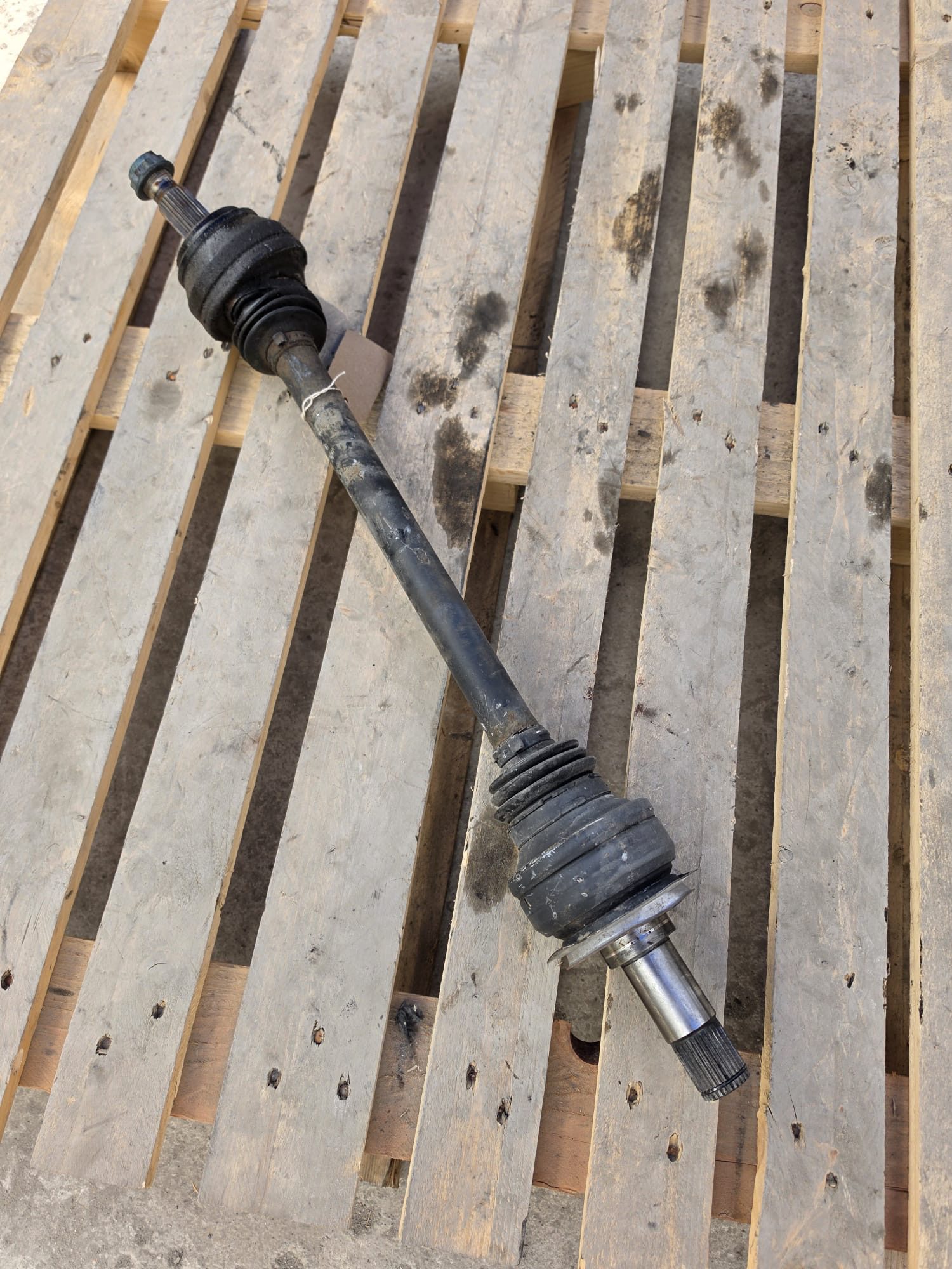 MERCEDES E220 E CLASS SALOON 2016-2023 PASSENGER REAR DRIVESHAFT A2203570591