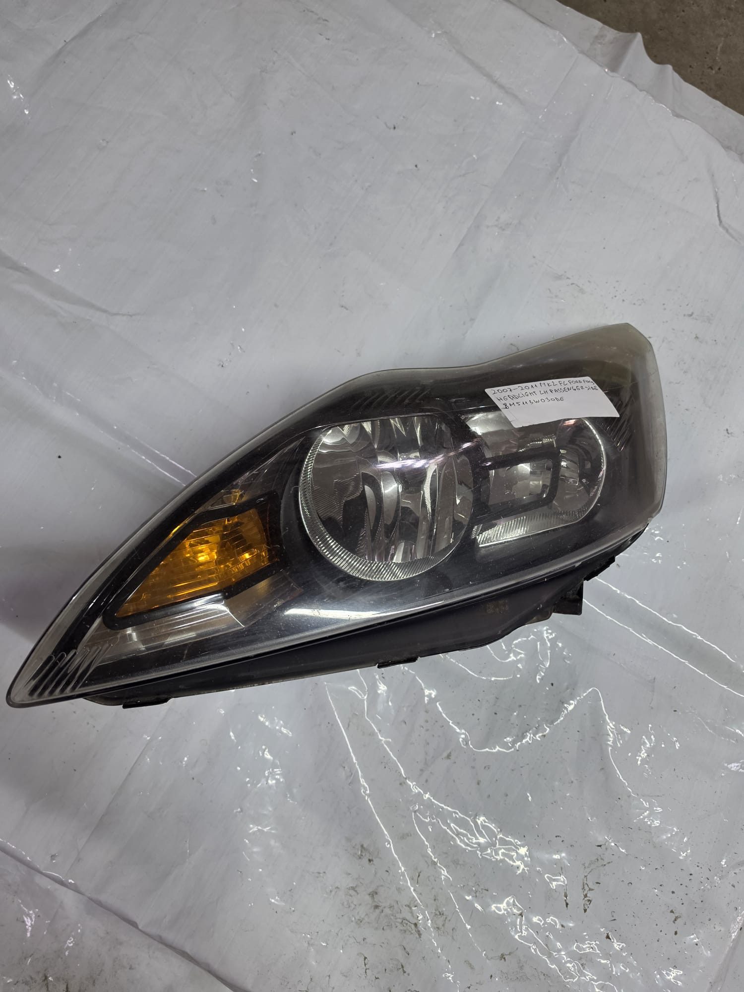 FORD FOCUS 2007-2011 MK2 FL HEADLIGHT LH PASSENGER SIDE 8M5113W030DE