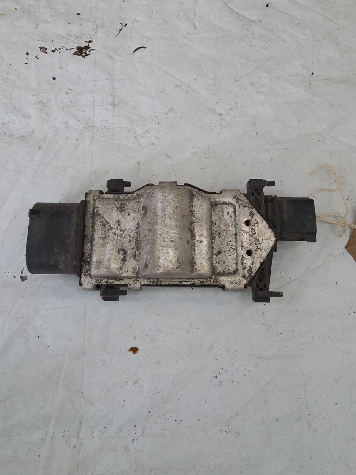 MERCEDES GLA W156 X156 FAN CONTROL MODULE 1137328656 - Image 2