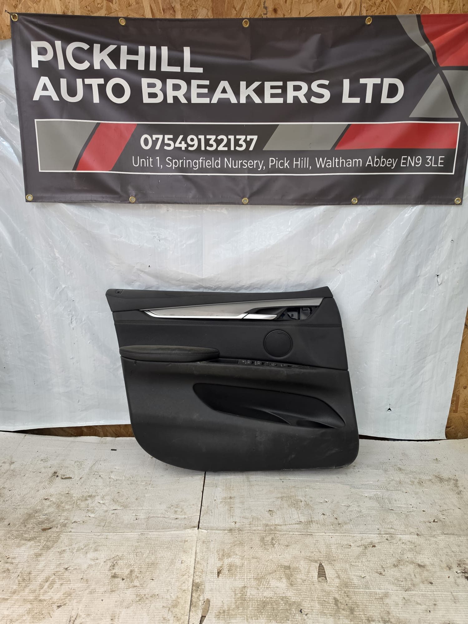 BMW X6 RIGHT SIDE FRONT DOOR CARD 2016