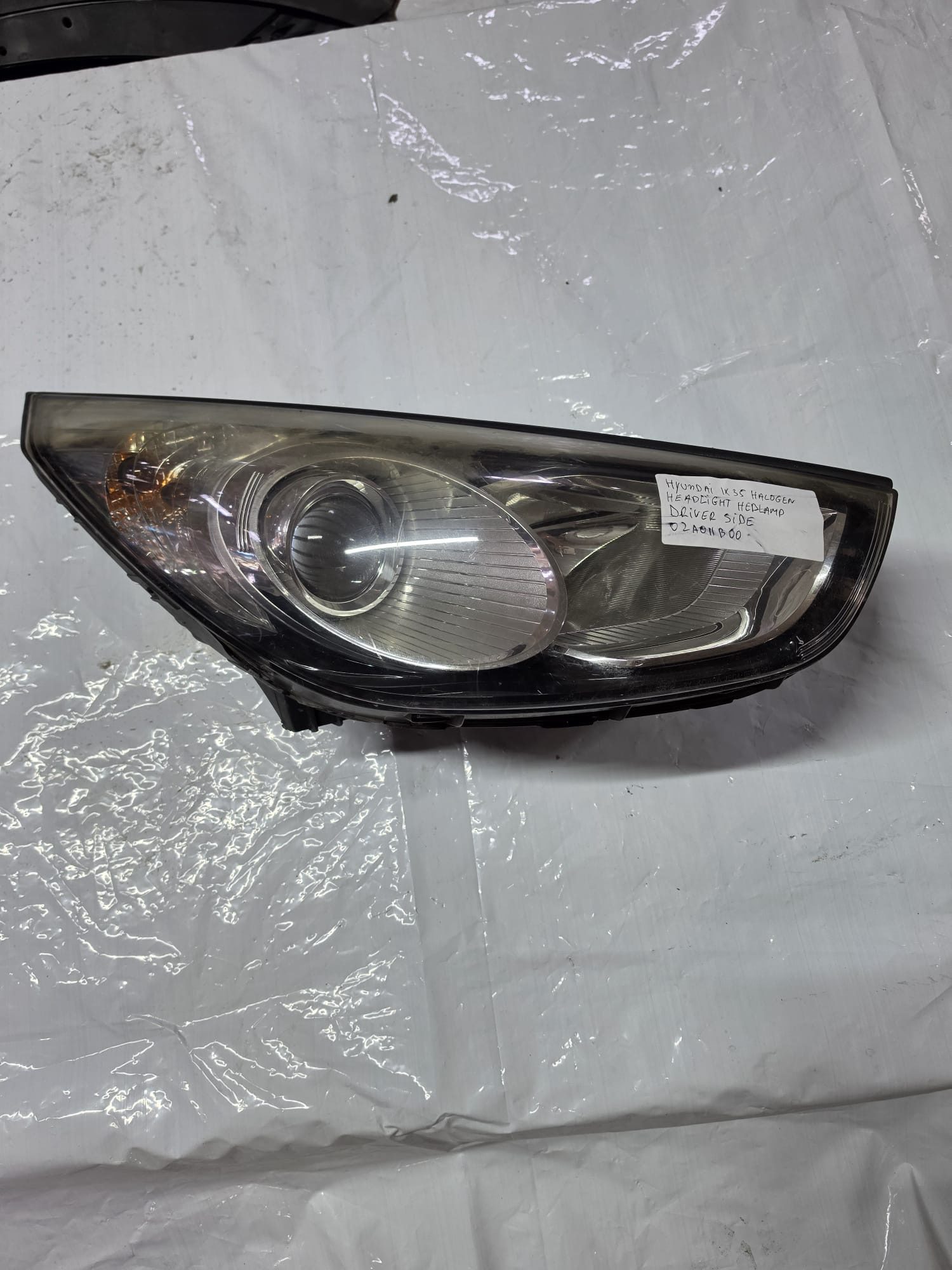 HYUNDAI IX35 HALOGEN HEADLIGHT HEDLAMP DRIVER SIDE 02A011B00