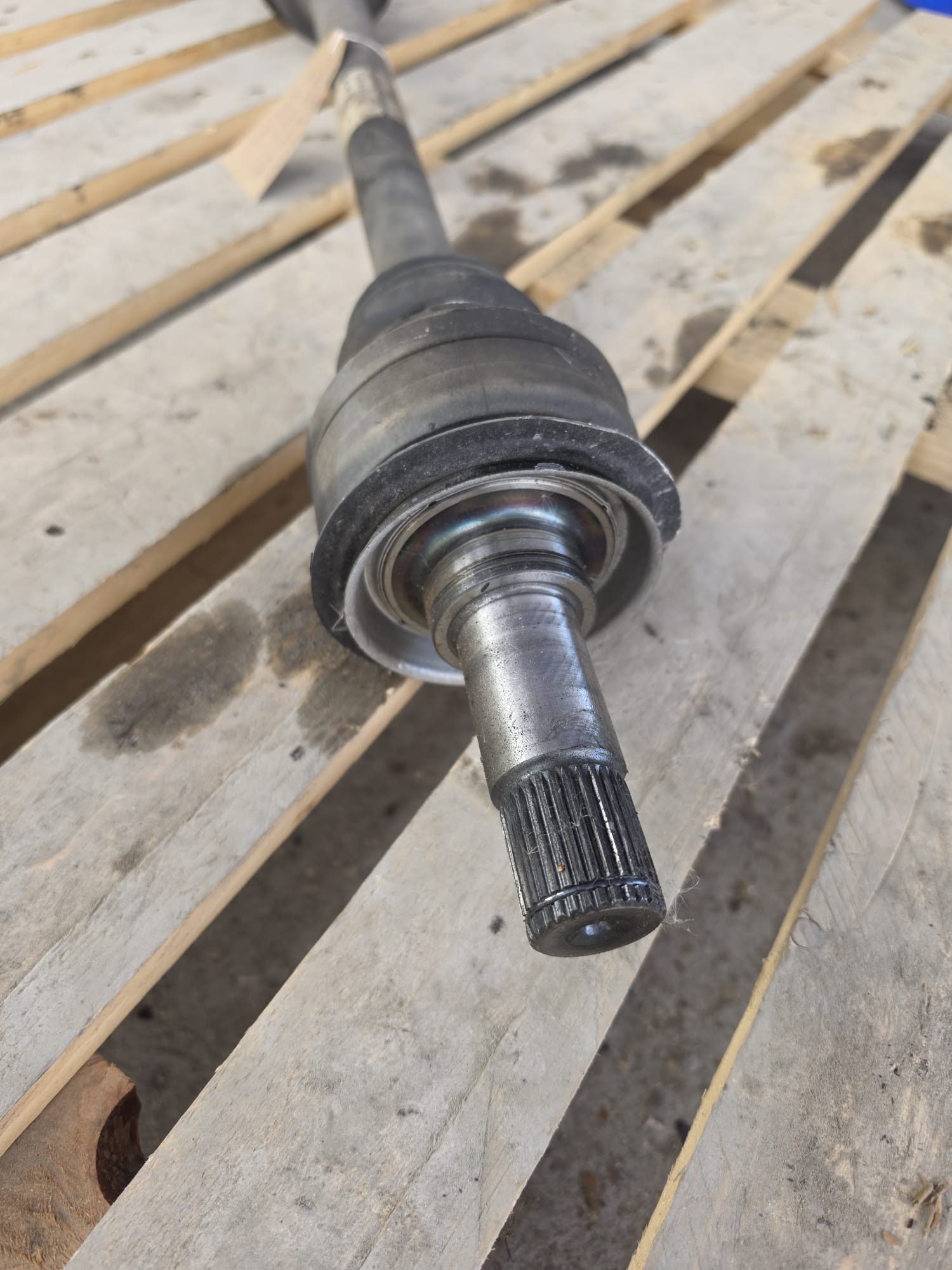 MERCEDES E CLASS COUPE REAR RIGHT DRIVESHAFT A2133502611 - Image 2