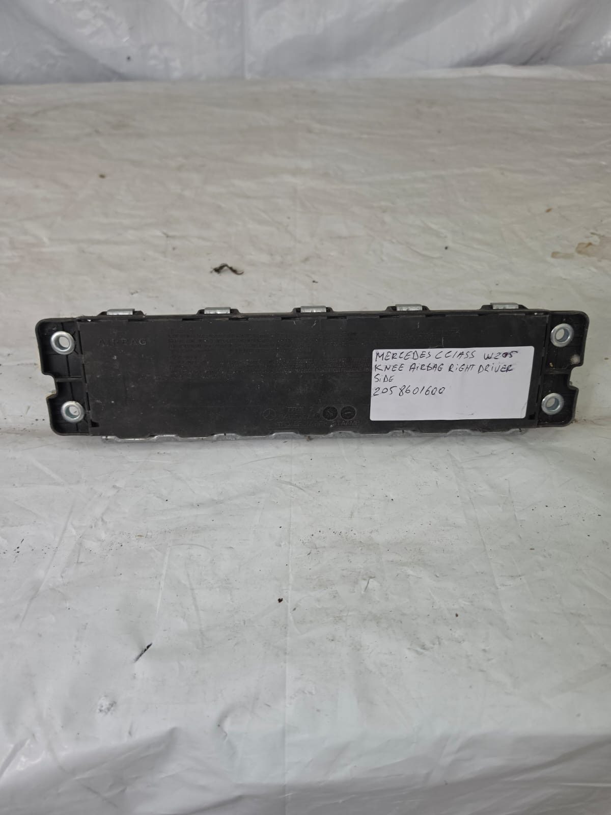 MERCEDES C CLASS W205 KNEE AIRBAG RIGHT DRIVER SIDE 2058601600 - Image 3