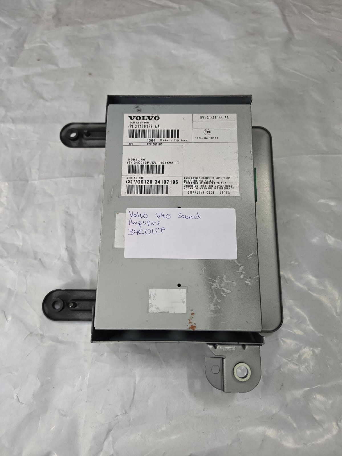 VOLVO V40 SOUND AMPLIFIER 34C012P