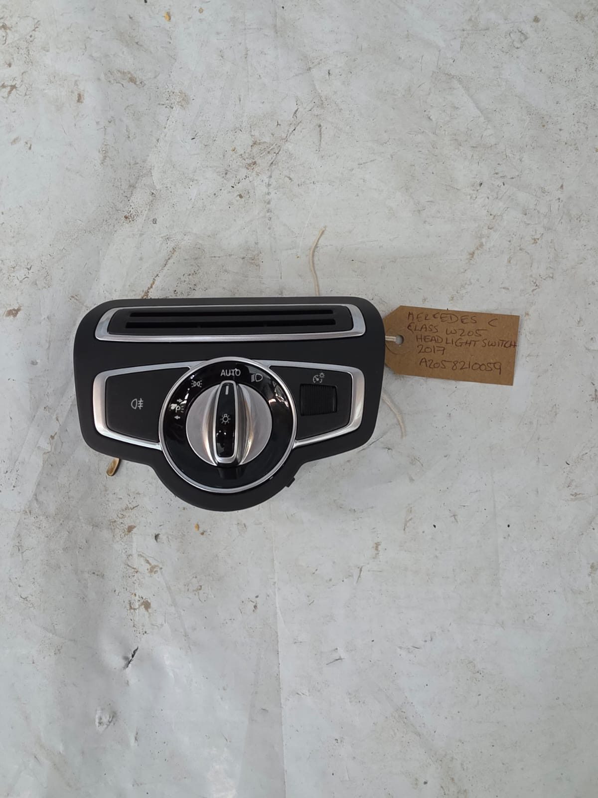 MERCEDES C CLASS W205 HEADLIGHT SWITCH 2017 A2058210059