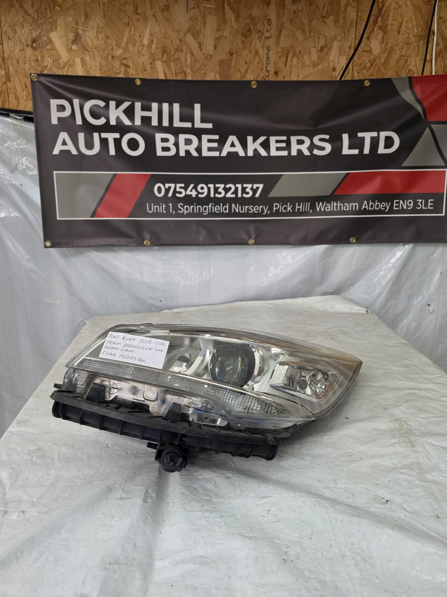 FORD KUGA 2013-2016 XENON PASSENGER SIDE HEADLIGHT CV4413D155BK