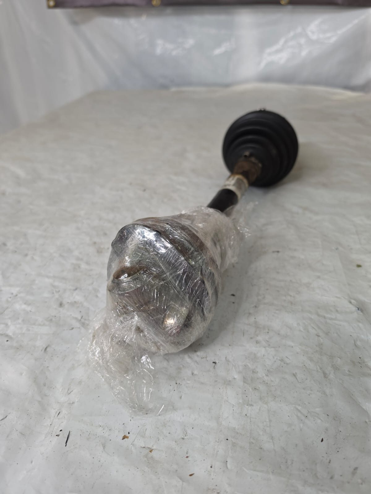 BMW X1 F45 2015 FRONT RIGHT DRIVE SHAFT 861194205 - Image 3
