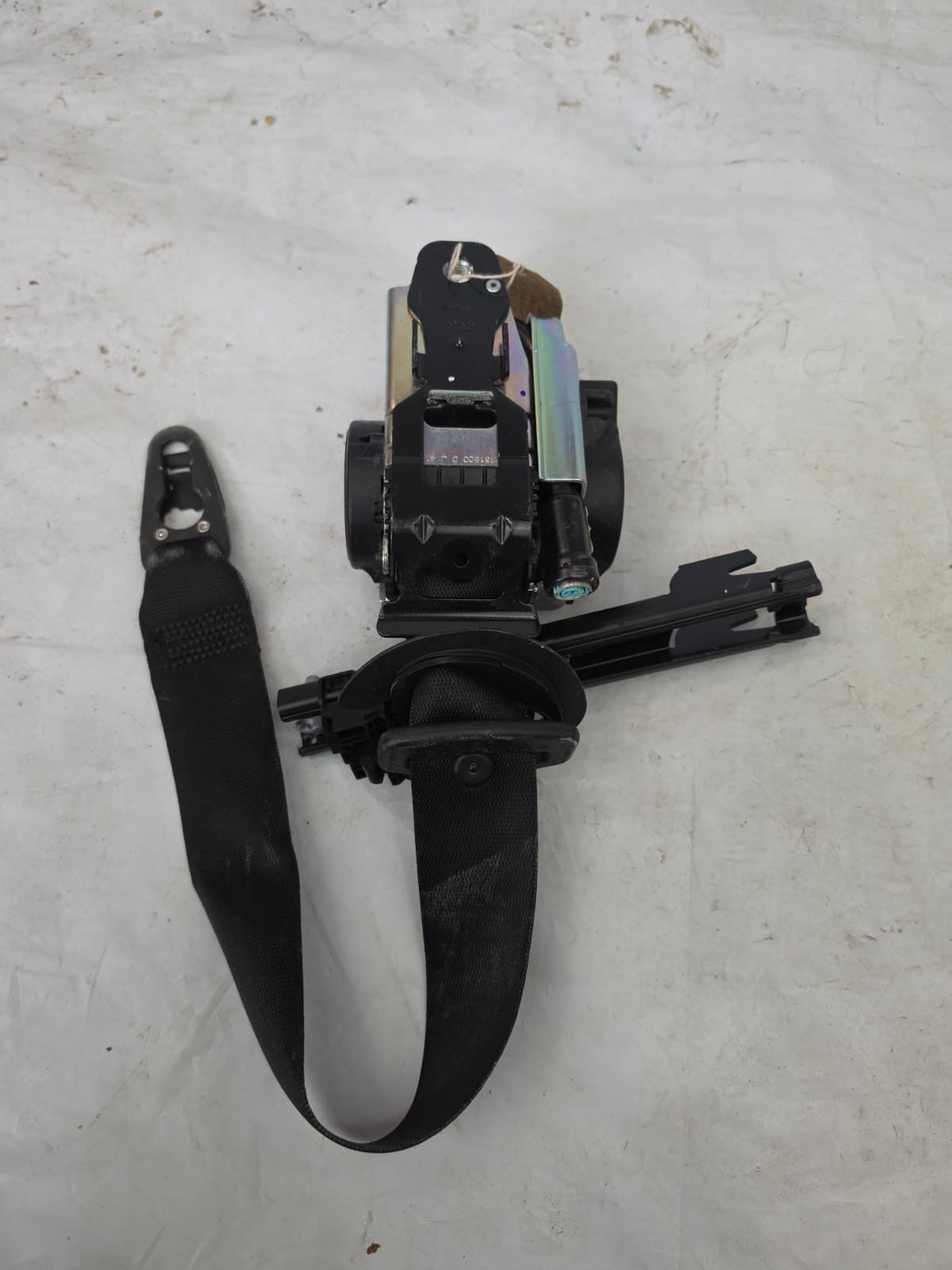 MERCEDES C CLASS W205 2014-2019 LEFT PASSENGER SIDE FRONT SEAT BELT 622765700 - Image 3
