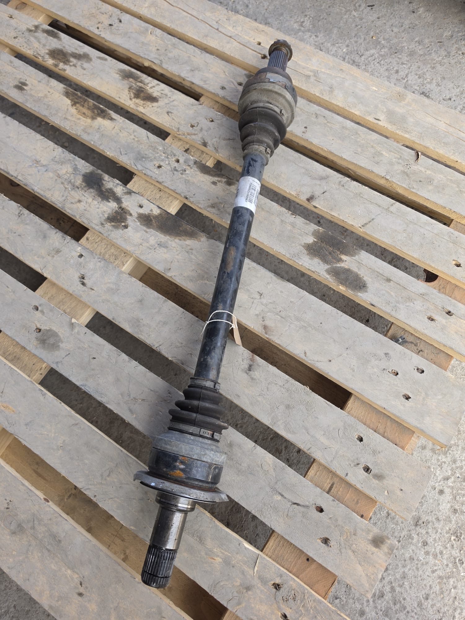 BMW X5 F15 AUTO REAR DRIVESHAFT P860983902