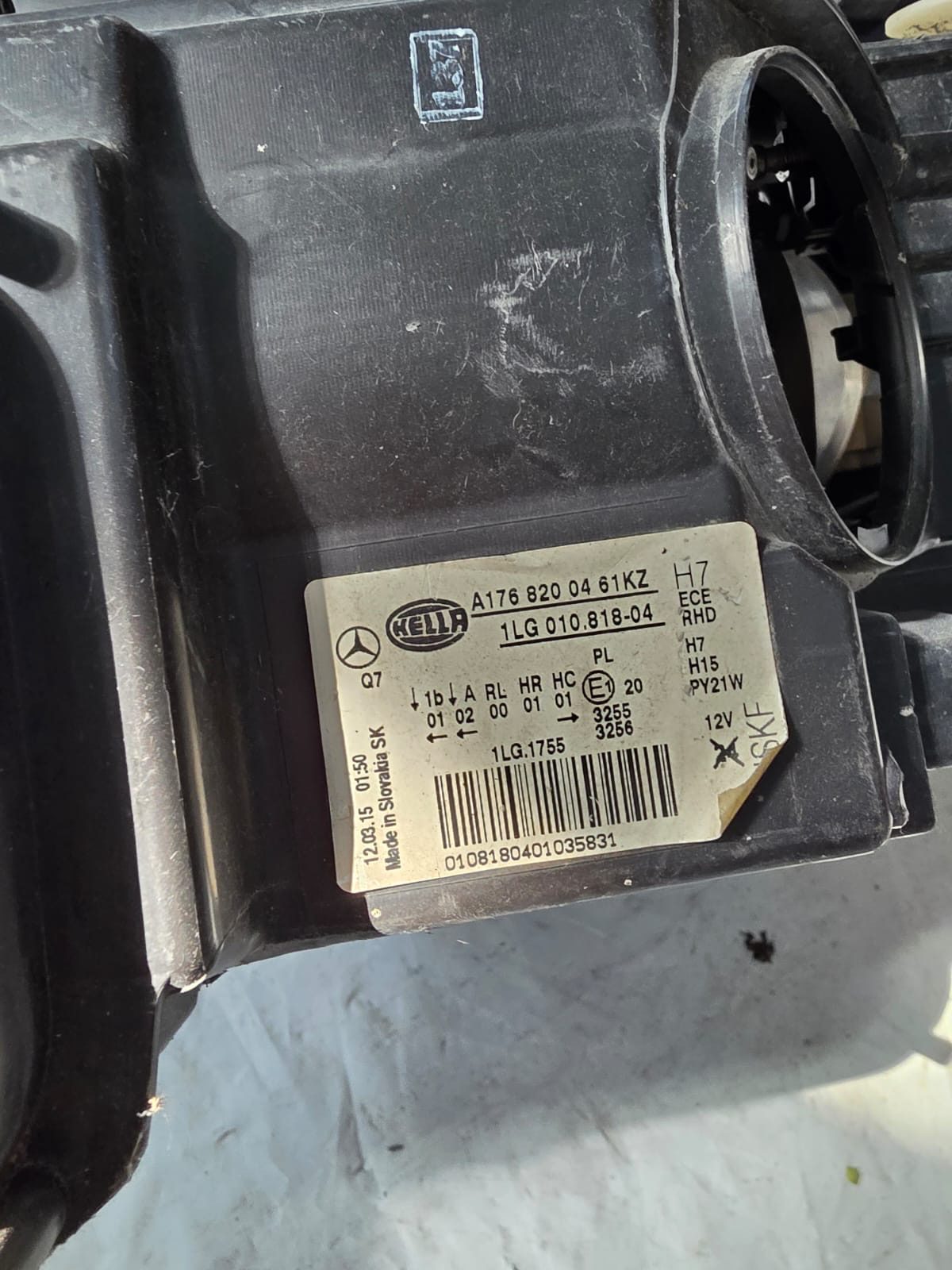 MERCEDES A CLASS A180 W176 2013-2019 HALOGEN DRIVERS SIDE HEADLIGHT A1768200461KZ - Image 2