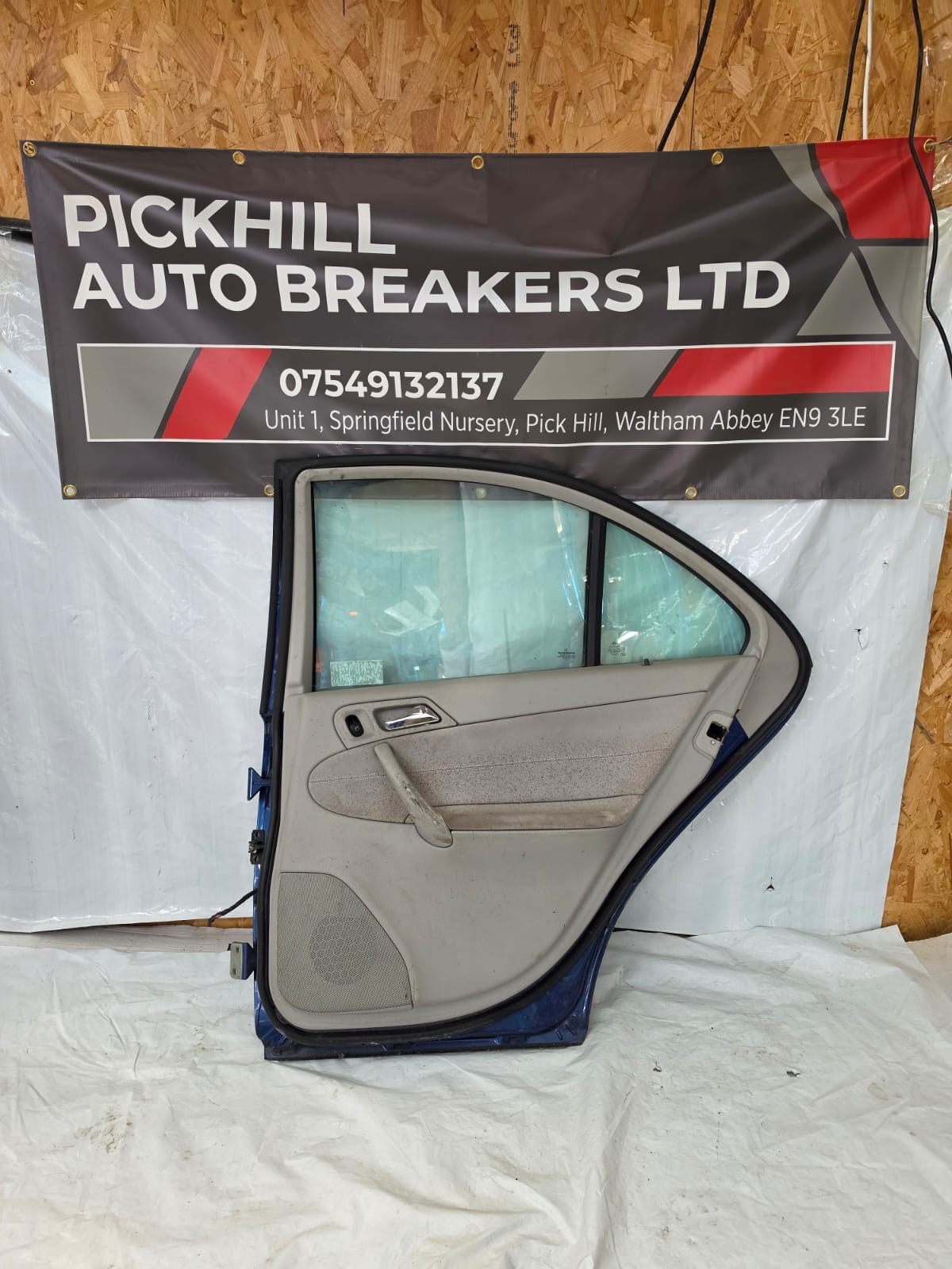 *MERCEDES C CLASS W203 REAR DRIVER SIDE RIGHT DOOR 2007 BLUE - Image 2