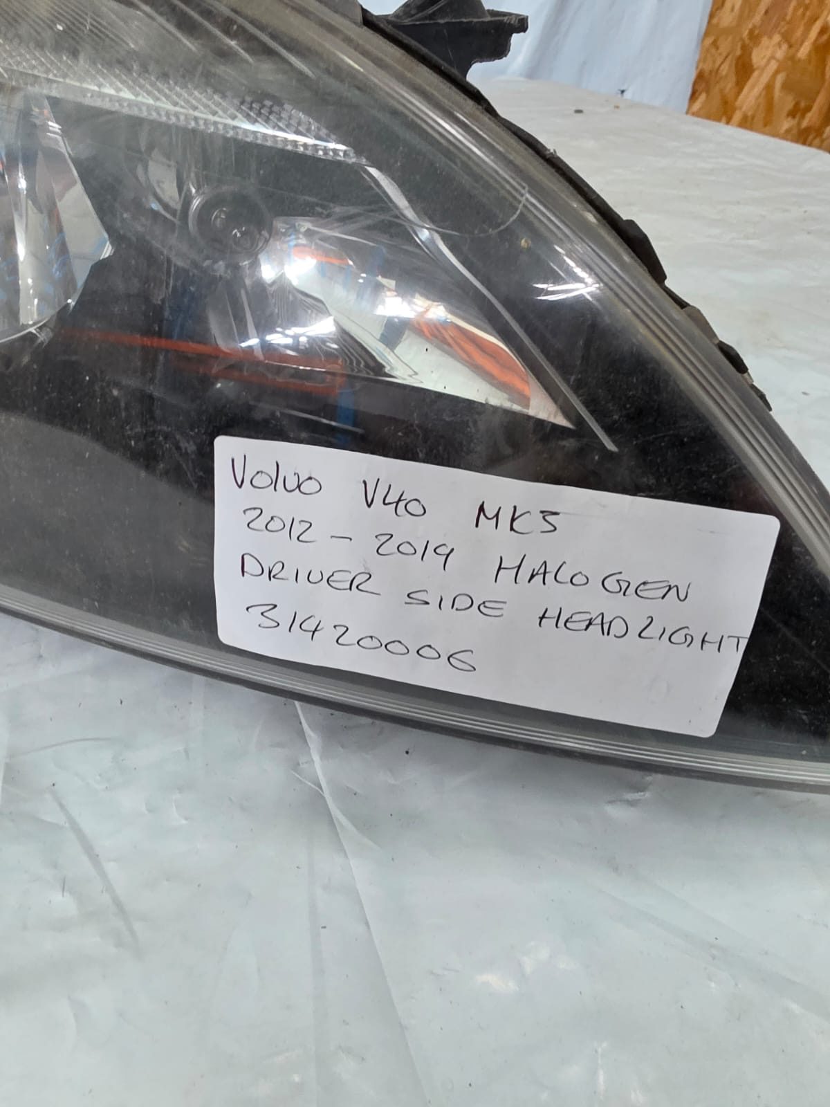 VOLVO V40 MK3 2012-2019 HALOGEN DRIVER SIDE HEADLIGHT 31420006 - Image 5